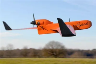 ¿Cómo previene el sistema de navegación de drones la intrusión de drones?